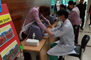 의료기관 종사자 대상으로 손씻기 체험행사 가져  