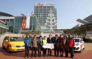 경북모금회, 사랑의 열매 차량 6대 전달