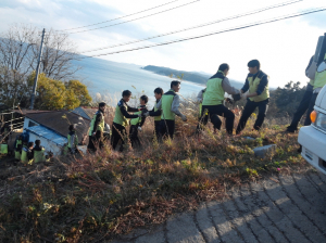 울진 석원산업 한마음봉사단 '사랑의 연탄 나눔' 