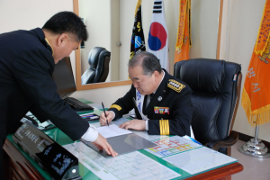 이재업 상공회의소 회장 명예소방서장 됐어요