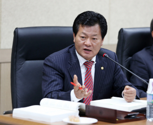 손광영 시의원, 행정사무감사에서송곳질의에 대안제시 돋보여