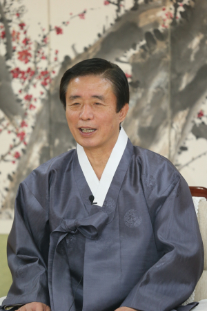 심현정 '대구여성연대' 대표  김범일 공직선거법위반 고발