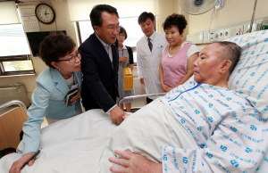 산재근로자 학자금·생활지원금 융자 기준 완화 