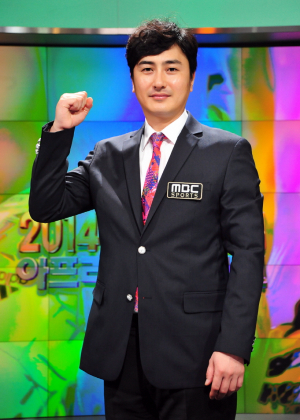 안정환, MBC 축구해설…허정무·송종국 함께 