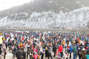 암산얼음축제 시 단위 행사 승격 개최 검토 