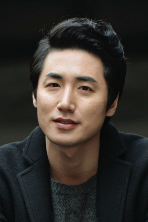 이승주, 연극무대 지키는 공채탤런트…내공 폭발 '엠버터플라이'