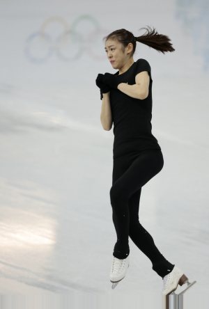 알고 봅시다, 김연아 2곡…센드 인 더 클라운스&아디오스 노니노 