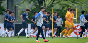 [브라질WC] 홍명보호 훈련, 윤석영 귀국 불발…박주영은 U-21 대표팀과 실전 훈련 