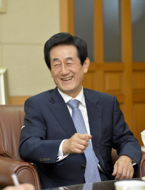 10년 아성 이영우 경북교육감