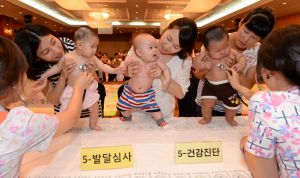 모유먹고 무럭무럭