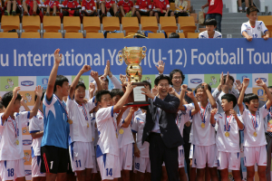 유소년축구대회 신라팀 전승 우승