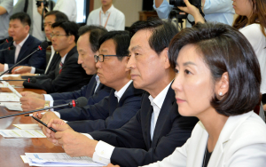 與, '추석민심 잡기' 주력 