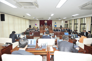문경시의회 제1차 정례회 마쳐