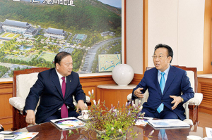 구미 건축사 축제 분주