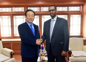 김관용 경북도지사, 신임 주한 케냐대사 접견