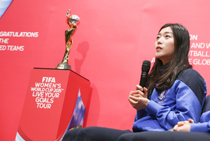 심서연 