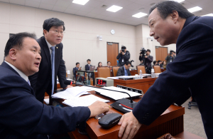 '김영란법' 우여곡절 끝 국회 통과…후폭풍 불가피 