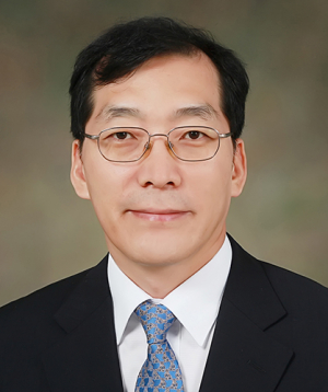 강구정 교수‘메이요 평전’한국어로 옮겼다