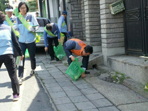 ‘내지역 깨끗하게’ 전기 검침원 나섰다 