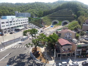 무학터널 개통… 도로폭 35m, 연장 1298m