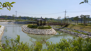 ‘선비! 매란국죽을 만나다. 영주시, 아름답고 안전한  왕당천’ 소하천 가꾸기사업 
