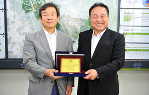 김의승 농관원 군위분소장 감사패 전달
