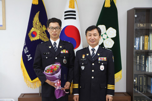 울진경찰서, 3명 승진 임용식 가져