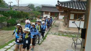  영남대 ‘YU로드 국토대장정단’ 경주 최부자아카데미 탐방