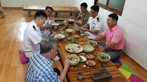 해군 고령함, 홀몸어르신의 든든한 아들들 