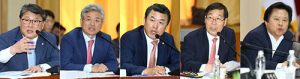 권영진 대구시장 일자리 통계만 보는 성과놀음 빠지지 마라