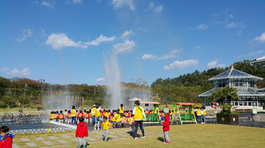 선생님~ 우리도 경주 동궁원에 소풍가요!