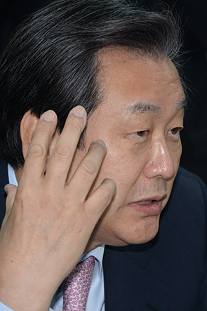 朴시정연설 후, 여야 '국정화 공방' 점입가경