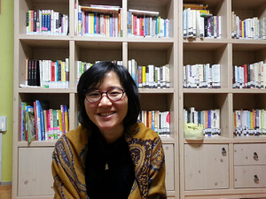 “가슴을 태우는 여성만을 위한 영화 감상해보세요”