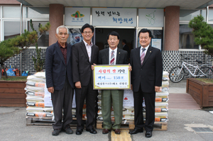 의성출향인 고향어르신께 훈훈한 연말 온정 베풀어 