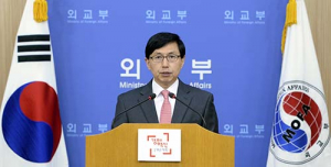 정부 “‘아베, 소녀상 철거 요구’사실과 다르다”