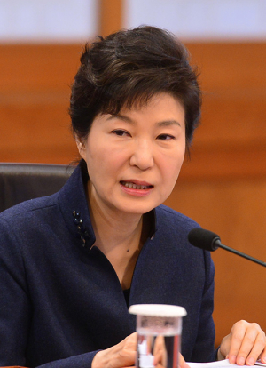 朴대통령 새마을운동 확산 적극 지원