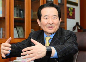 정세균 “호남은 자유경쟁, 비호남은 연대해야”