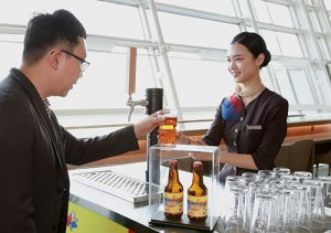 아시아나, 국내 최초 자체 개발 수제 맥주 서비스