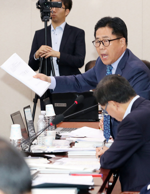 김규환 의원 “정부가 보고서 은폐·묵인” 주장