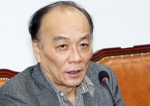 전원책-김병준 불편한 동거? 全 발언에 당내 분위기 술렁 