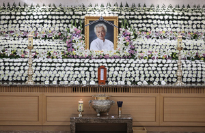 신성일 별세, 한국영화 큰 별 지다