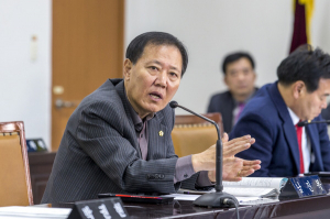 경북개발공사 성과급 큰 잔치…神이 내린 직장 답다