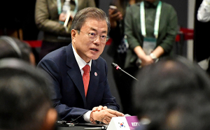 “내년 한·아세안 특별정상회의에 김정은 초청 검토”