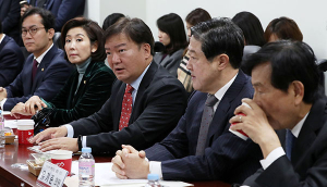 한국당 원내대표 후보들, ‘변화·통합·투쟁’ 강조