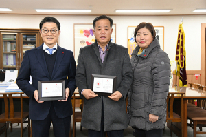 장욱현 영주시장·이현주 베리벨벳 대표 나눔리더 가입