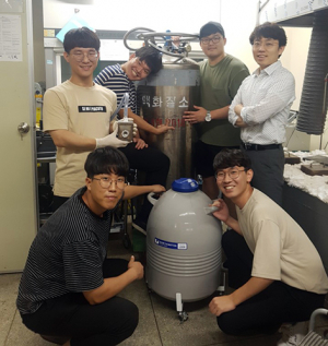 극저온 우주 관찰용 카메라 기반 기술개발