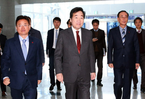 이낙연 총리, 구미시 방문…지역경제 현황 점검 나서