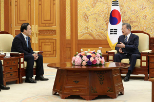 文대통령‚ 김종양 인터폴 총재 접견