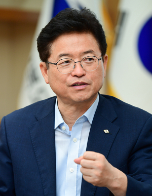 이철우 지사 “지방소멸 극복, 이웃사촌마을이 해답”