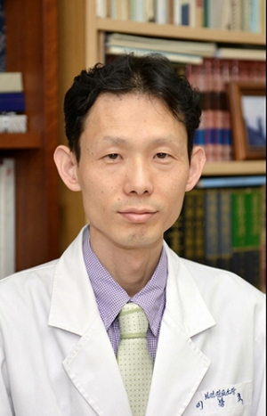 대구한의대 이봉효 교수, 마르퀴즈 후즈 후 '평생공로상' 수상